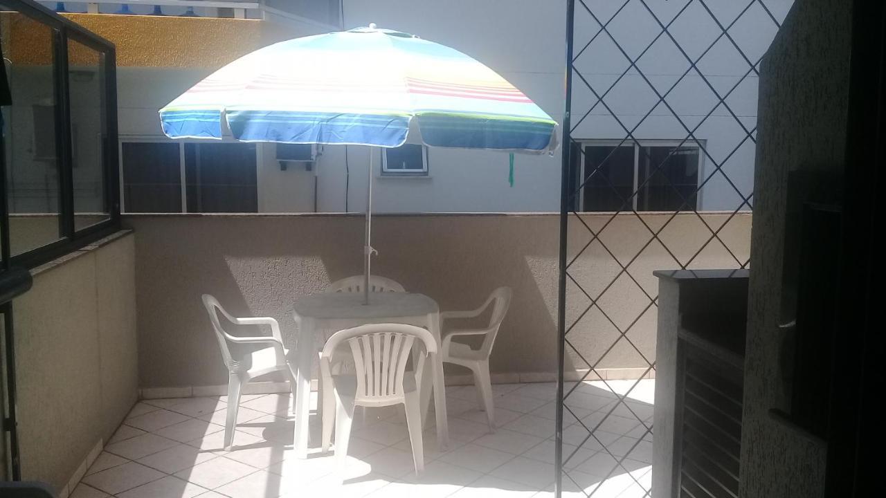 Apartamento De 2 Domitorios E 1 Garagem No Centro De Bombinhas 50 Metros Da Praia Na Avenida Principal Proximo Ao Shopping Punta Blu Екстериор снимка