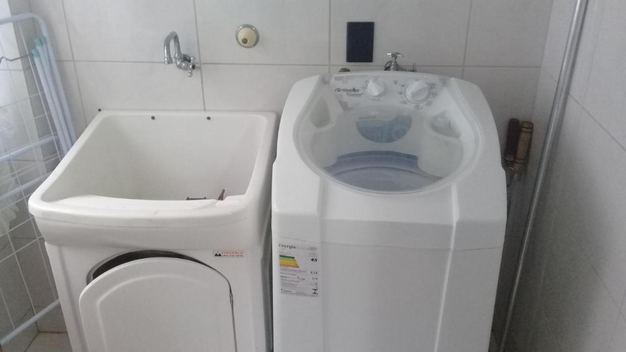 Apartamento De 2 Domitorios E 1 Garagem No Centro De Bombinhas 50 Metros Da Praia Na Avenida Principal Proximo Ao Shopping Punta Blu Екстериор снимка